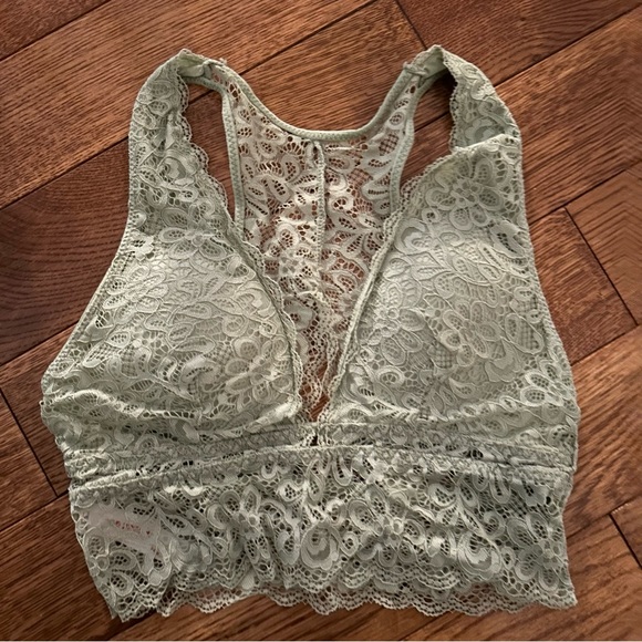 Padded lace bralette - Picture 1 of 7